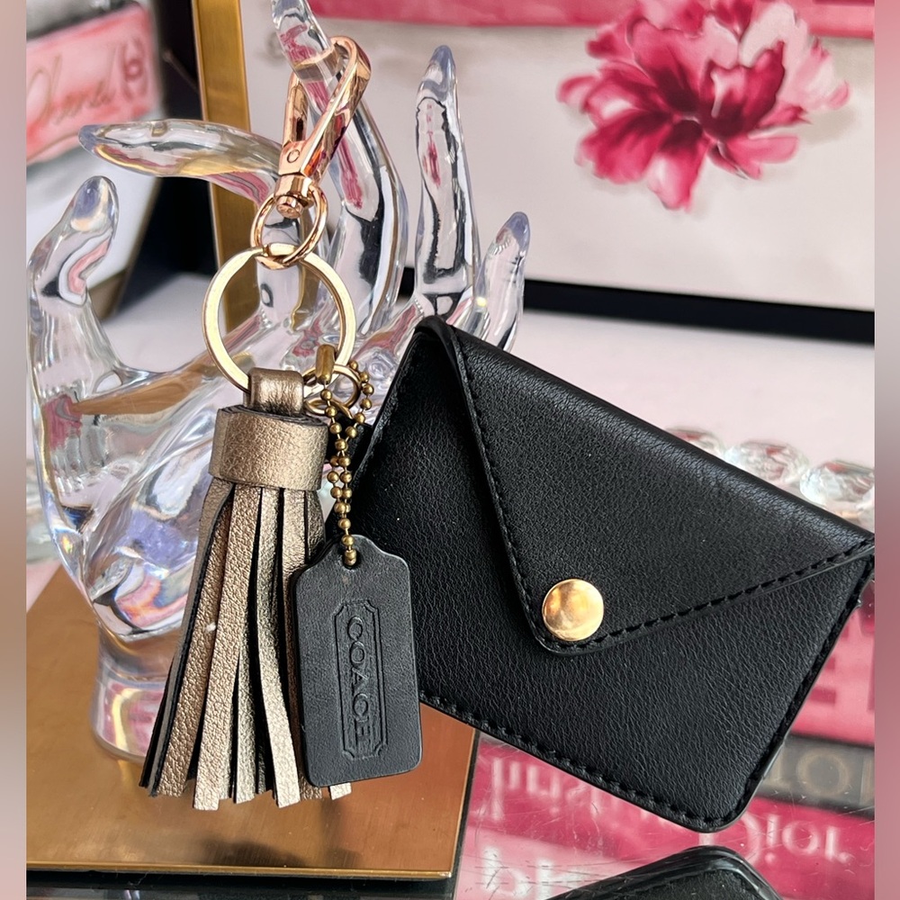 Coach tag with unbranded card holder  keys chains - Picture 3 of 10